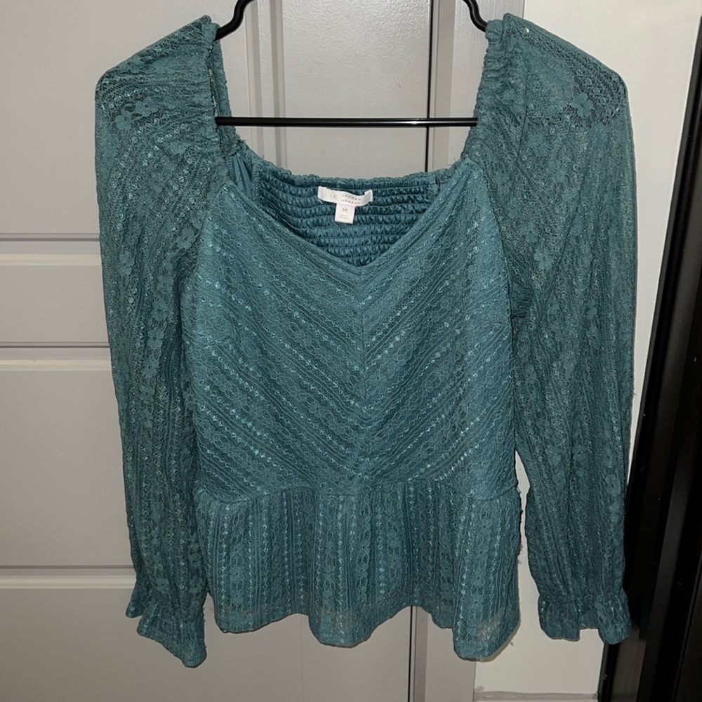 ❌SOLD❌  Lauren Conrad Teal Lace Detail Top Size Medium